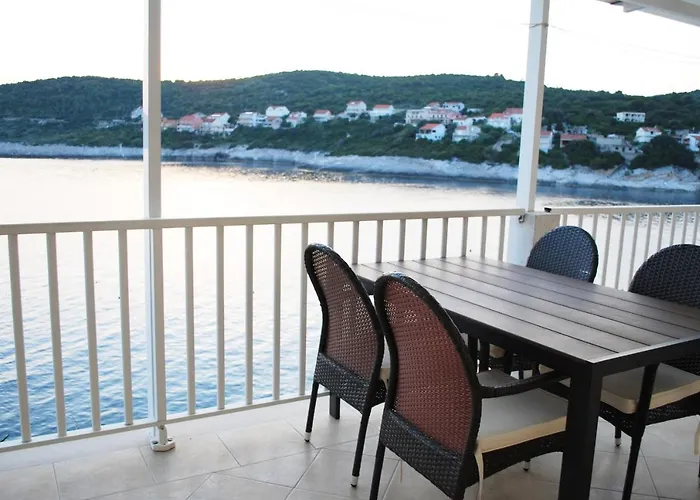 아파트 By The Sea Zavalatica, Korcula - 182 *