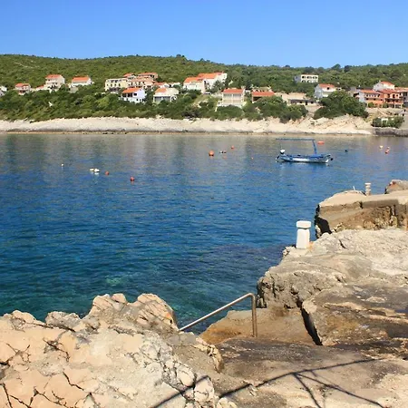 アパート By The Sea Zavalatica, Korcula - 182 ザヴァラティサ
