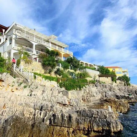 アパート By The Sea Zavalatica, Korcula - 182 ザヴァラティサ